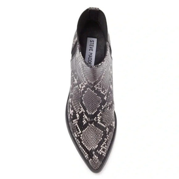 NEW Steve Madden Arrive Grey Snake embossed print Bootie
ARVE011 western point - Picture 4 of 14